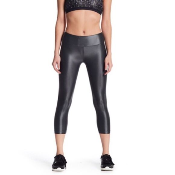 Koral Activewear Lustrous High Rise Capri Gunmetal, Medium - Picture 1 of 4